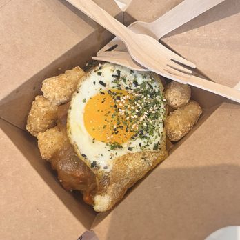 Mad Yolks - dirty tots - Breakfast & Brunch Near Me - San Jose, California