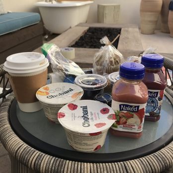 La Serena Villas - Breakfast delivered - Hotels Near Me - Palm Springs, California La Serena Villas - Breakfast delivered - Hotels Near Me - Palm Springs, California