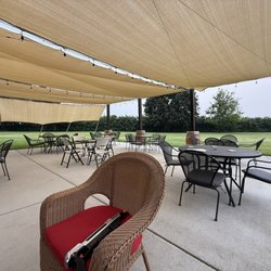 Chris Daniel Winery - Outside seating