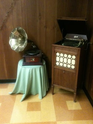 United Record Pressing by null