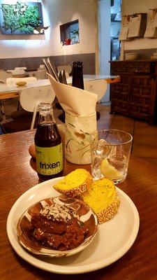 La Encomienda by null