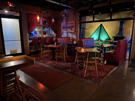 Keys Lounge by null