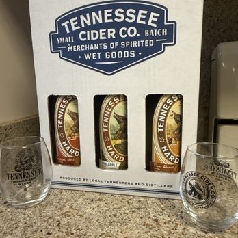 Tennessee Homemade Wines - Tennessee Cider Company Products. - Wineries Near Me - Sevierville, Tennessee Tennessee Homemade Wines - Tennessee Cider Company Products. - Wineries Near Me - Sevierville, Tennessee