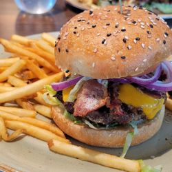 Milestones Bar and Grill