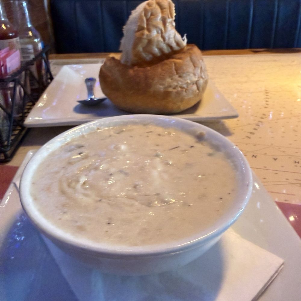 Boatyard Pub - New England Clam Chowder - Bars Near Me - Ventura, California