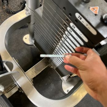 24 Hour Fitness - someone gave me a pin to use because there's no pins for their machines. bring your own pins! lol WHAT A JOKE - Gyms Near Me - Milpitas, California