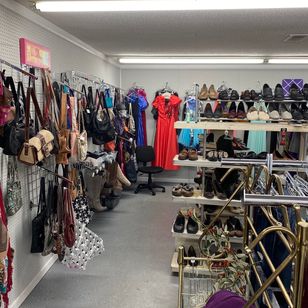 THREE BEES THRIFT & More Store - Thrift Stores Near Me - HARTSELLE, Alabama THREE BEES THRIFT & More Store - Thrift Stores Near Me - HARTSELLE, Alabama
