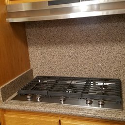 The full backsplash was Reyna's suggestion.  My wife and I love it!