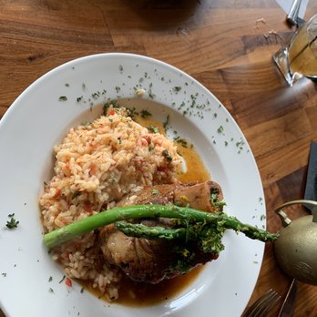 District 7 - Pork Osso Buco - American Near Me - Houston, Texas District 7 - Pork Osso Buco - American Near Me - Houston, Texas