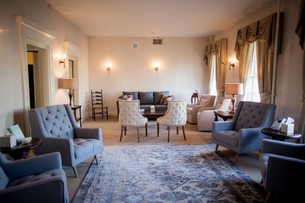 BUCKLERJOHNSTON FUNERAL HOME 26 Photos 121 Main St, Westerly