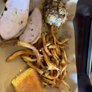 Mission BBQ - Fries, cornbread, turkey - Barbeque Near Me - Mason, Ohio