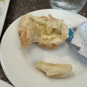 8th Street At the Ivy - How do you make dinner rolls tough? - American Near Me - Cody, Wyoming 8th Street At the Ivy - How do you make dinner rolls tough? - American Near Me - Cody, Wyoming