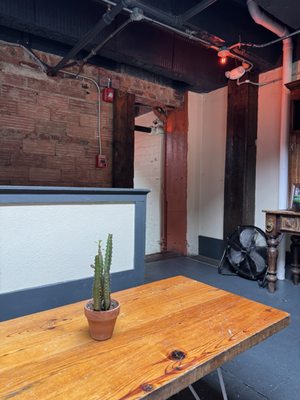 Queen City Radio by null