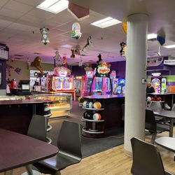 Woodlawn Bowl - Bowling balls