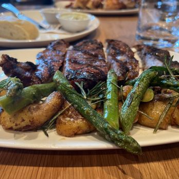 Bombo Italian Kitchen - ohhh this was the best ever! I was asked what temp I wanted my meat cooked? "well-done" of course  touch of rosemary gave it life - Italian Near Me - Seattle, Washington