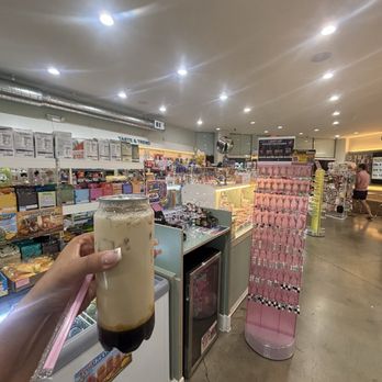 Kneighbor - Brown sugar milk tea - Convenience Stores Near Me - Los Angeles, California Kneighbor - Brown sugar milk tea - Convenience Stores Near Me - Los Angeles, California