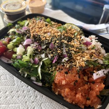 PokiTomik - Regular bowl: shoyu ahi tina & spicy tuna! My fav! - Poke Near Me - Valley Glen, California PokiTomik - Regular bowl: shoyu ahi tina & spicy tuna! My fav! - Poke Near Me - Valley Glen, California