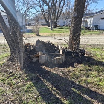 M&T's Services - After 2 project one - Junk Removal & Hauling Near Me - Lincolnville, Kansas M&T's Services - After 2 project one - Junk Removal & Hauling Near Me - Lincolnville, Kansas