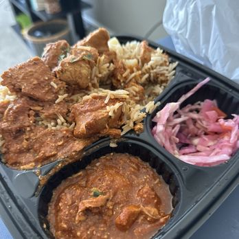 Riziki Swahili Grill - Chicken curry - African Near Me - Columbus, Ohio Riziki Swahili Grill - Chicken curry - African Near Me - Columbus, Ohio
