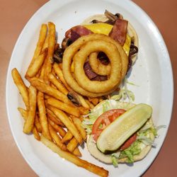 Crossroads Restaurant