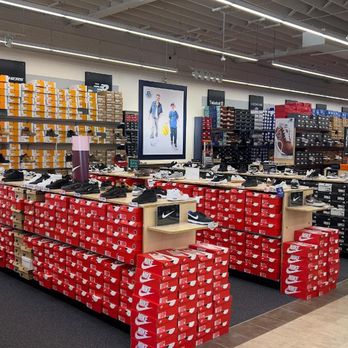 Rack Room Shoes - Shoe Stores Near Me - Winston-Salem, North Carolina Rack Room Shoes - Shoe Stores Near Me - Winston-Salem, North Carolina