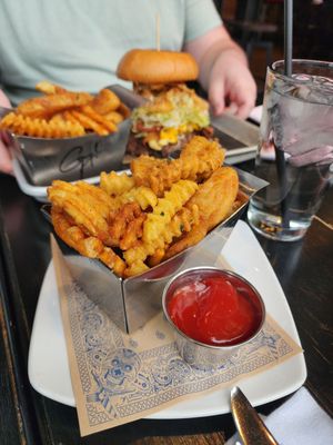 Guy Fieri's Vegas Kitchen & Bar by null