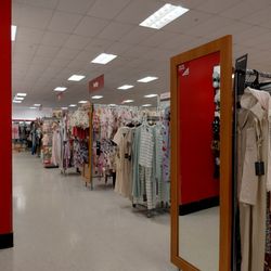 HomeGoods - Loads of clothing and home goods