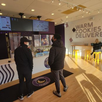 Insomnia Cookies - Bakeries Near Me - Fairfax, Virginia