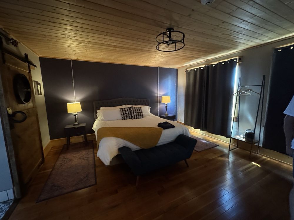 Historic Central Hotel