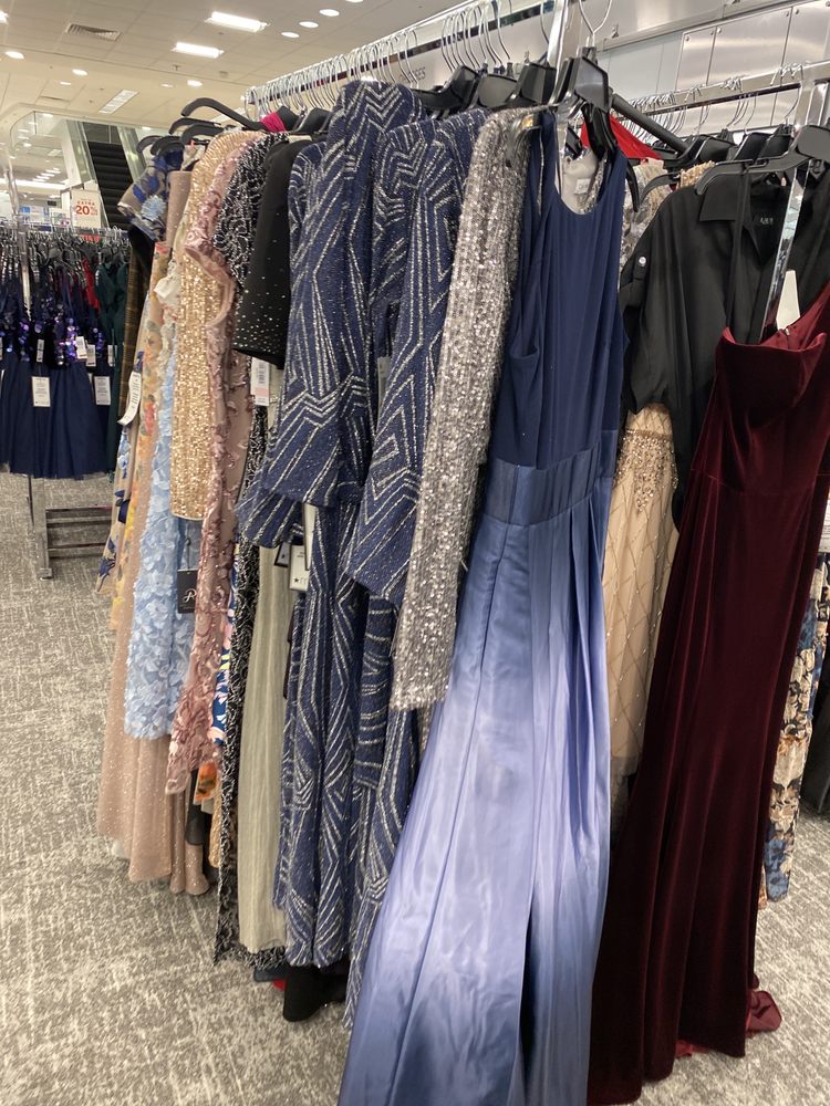 MACY’S Updated June 2024 19 Photos & 42 Reviews 8208 NE Vancouver