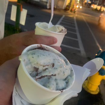 Rococo Ice Cream - Ice Cream & Frozen Yogurt Near Me - Kennebunk, Maine