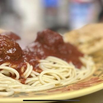 Ianne's Pizzeria - Large Spaghetti - Pizza Near Me - Pueblo, Colorado Ianne's Pizzeria - Large Spaghetti - Pizza Near Me - Pueblo, Colorado
