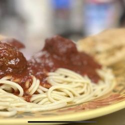 Ianne's Pizzeria - Large Spaghetti
