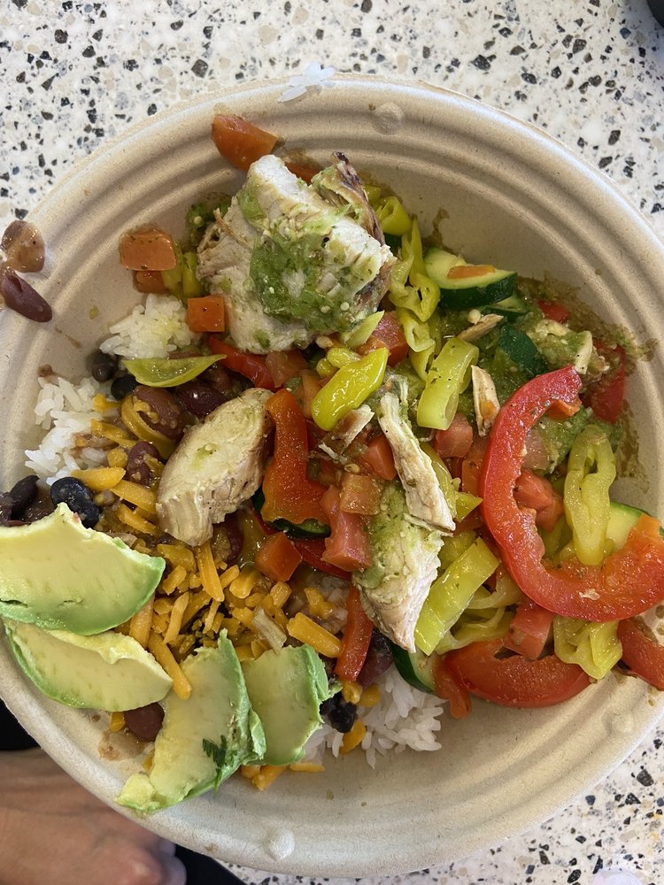 CRAZY BOWLS & WRAPS Updated September 2024 35 Photos & 83 Reviews