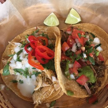 Doña - Chicken and pork tacos - Mexican Near Me - Oakland, California