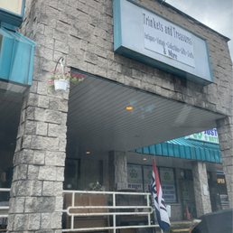 Exterior photo of Trinkets and Treasures - Ravena, New York Exterior photo of Trinkets and Treasures - Ravena, New York