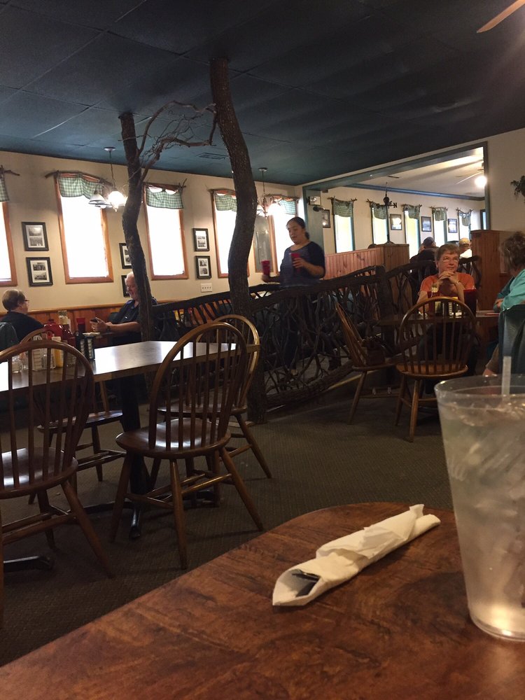 HAYESVILLE FAMILY RESTAURANT Updated September 2024 495 Hwy 64 Business, Hayesville, North