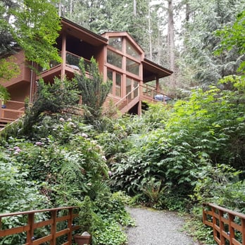 The Tuwanek Bed and Breakfast - Timberloft Cottage. - Hotels Near Me - Sechelt, British Columbia The Tuwanek Bed and Breakfast - Timberloft Cottage. - Hotels Near Me - Sechelt, British Columbia