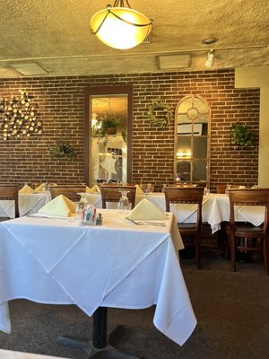 Historic Piper Tavern by null