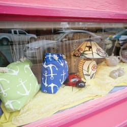 Gifts Galore - Friendly owner, worth a stop