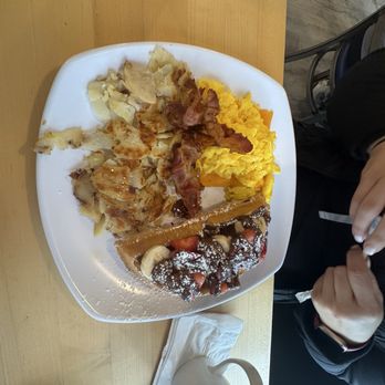 Yianni's Cafe - Bon Matin - Breakfast & Brunch Near Me - Brigantine, New Jersey