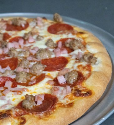 Zayna's Pizza by null
