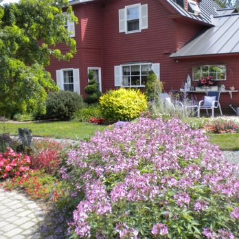 Kathan Gardens Newport Nh: Discover Tranquil Retreats