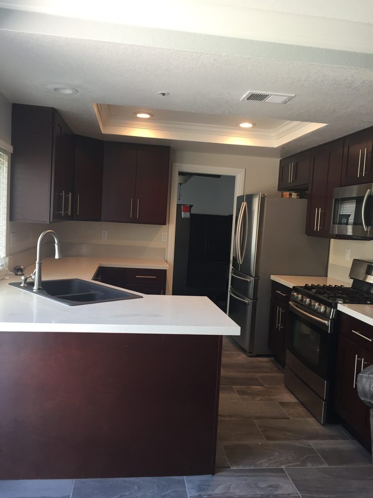 Slide of R & R Paint