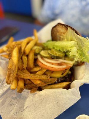Teddy's Bigger Burgers by null