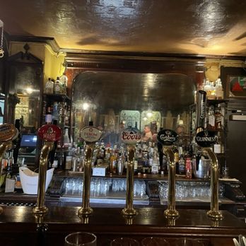The Crown Liquor Saloon - Bar - Pubs Near Me - Belfast, BFS