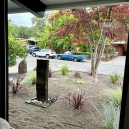 Beautiful 48" granite fountain is the crown for our new yard. Beautiful 48" granite fountain is the crown for our new yard.