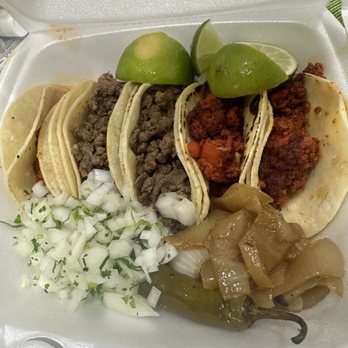 Diana's Taqueria - Beef fajita and chorizo tacos - Tacos Near Me - Garland, Texas