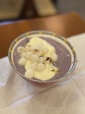 YuanYang Dessert鸳鸯糖水铺 by null