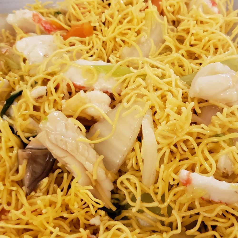 Lucky City - House seafood crispy noodles - Chinese Near Me - Plano, Texas